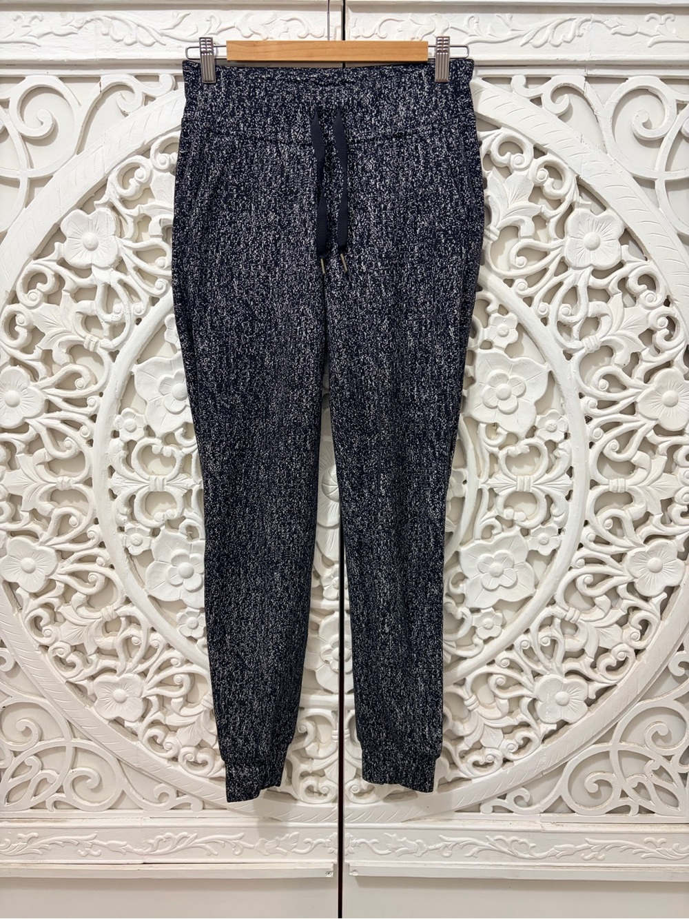 Lululemon Ready to Rulu Jogger Pants Black White Jacquard Size 4